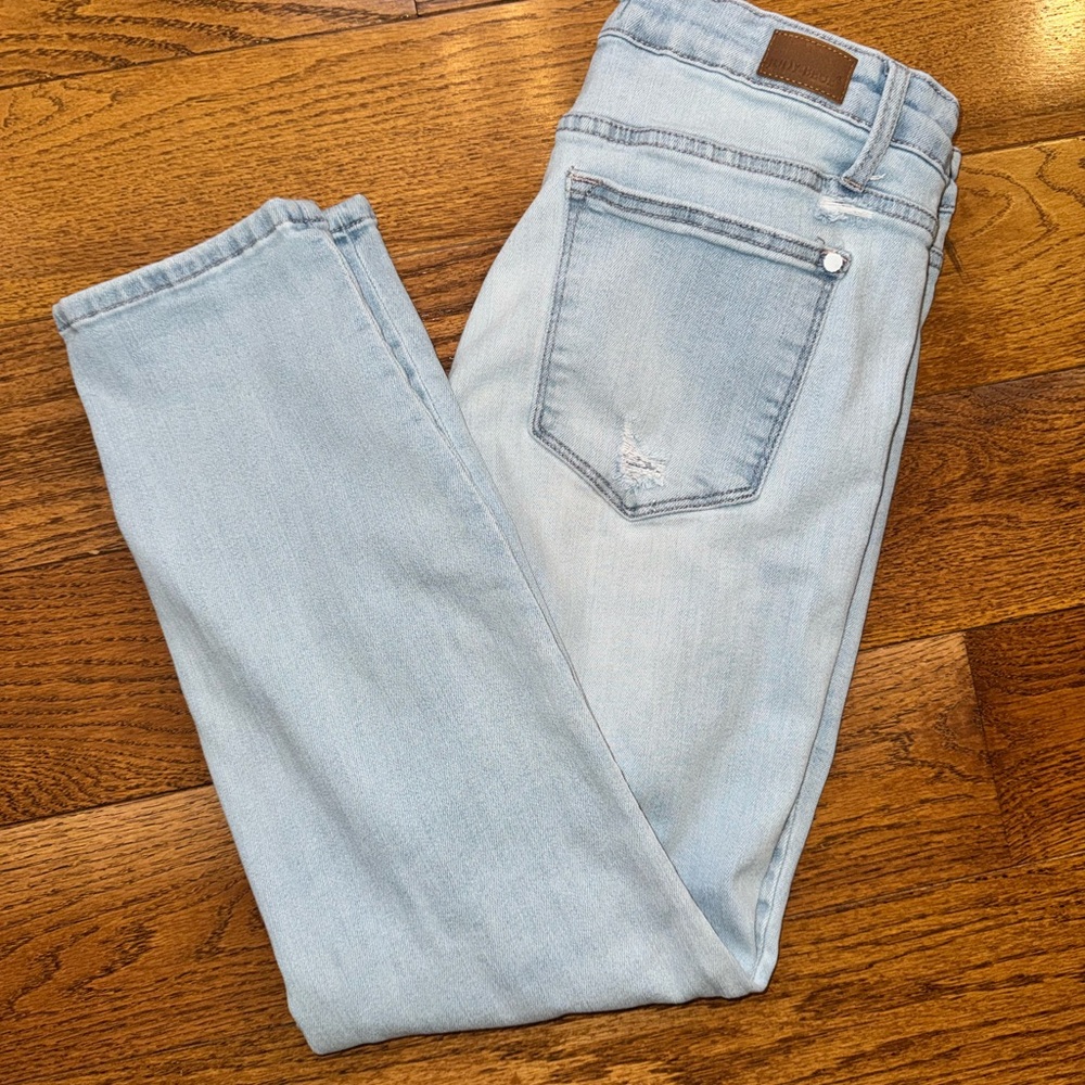 Judy Blue Light Wash Jeans